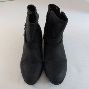 Life Stride Black Ionic Side Zip Silver Buckle Design Ankle Boots Size 6M